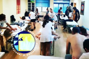 Quiromasaje terapéutico y deportivo: masajes realizados por alumnos